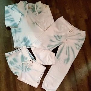 NWT Vintage Havana 3 piece set